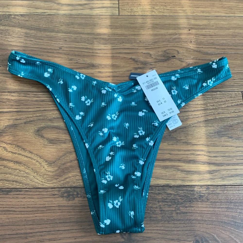 BNWT Hollister Bathing Suit Bottom